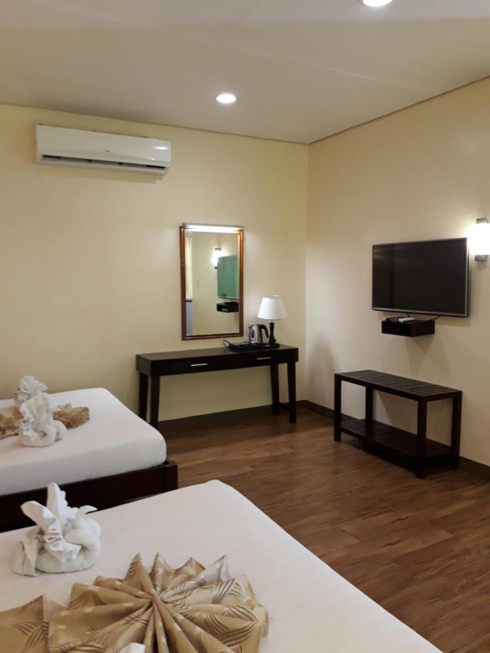 Sea Garden Resort Iloilo Exterior foto